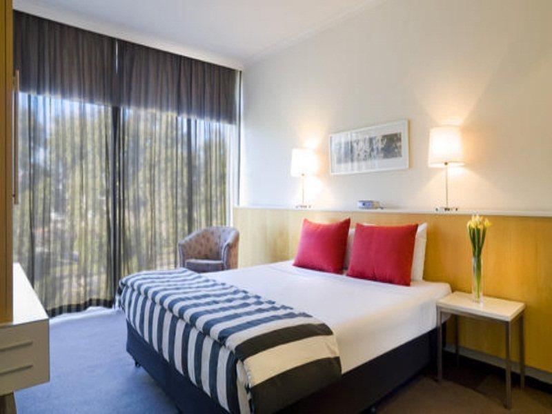 The Parkmore Hotel Melbourne Zewnętrze zdjęcie